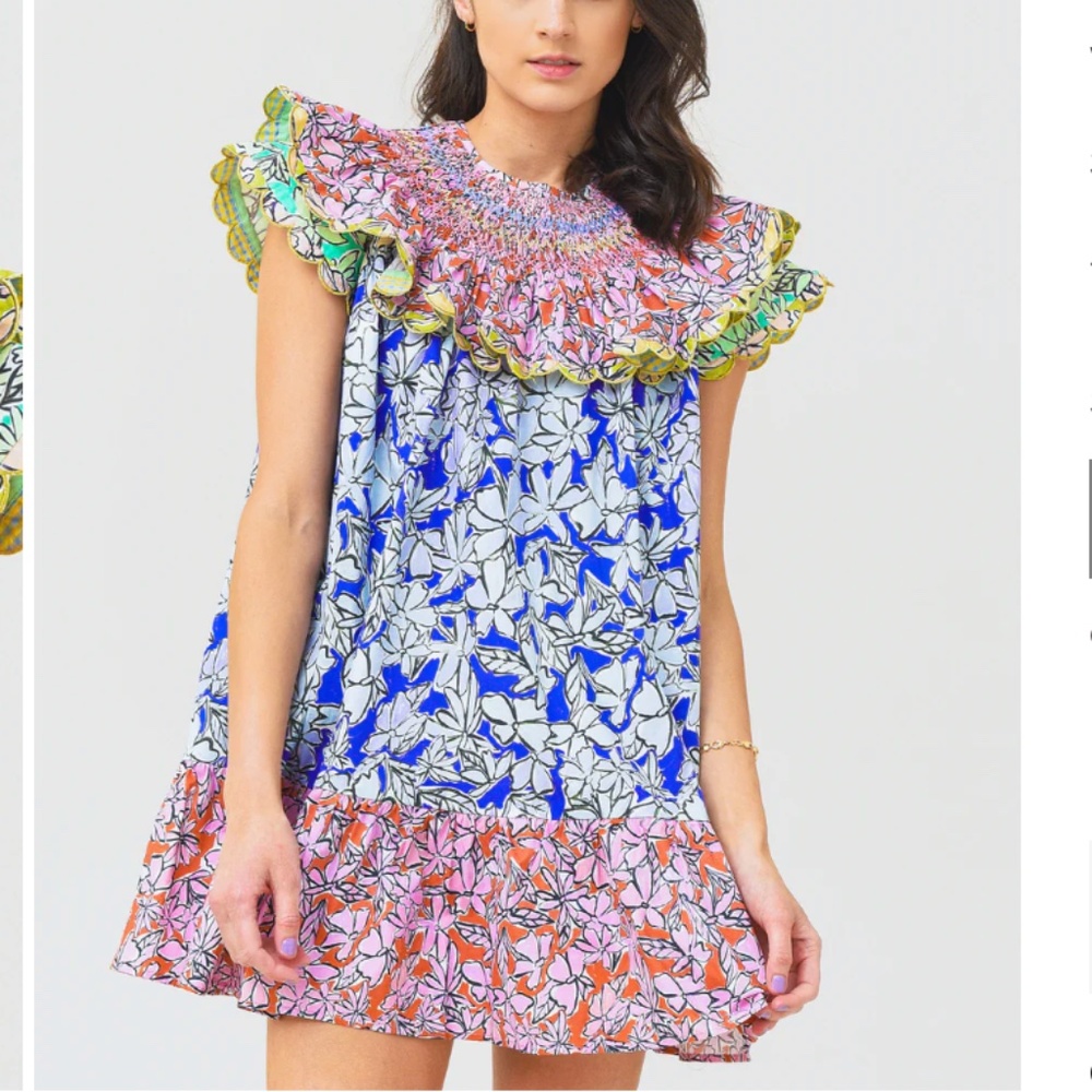 CeliaB Celia B Dusteen Dress Flutter sleeve Scallop embroidered edges XS